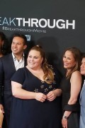 브레이크스루_Breakthrough_ 2019_2160p