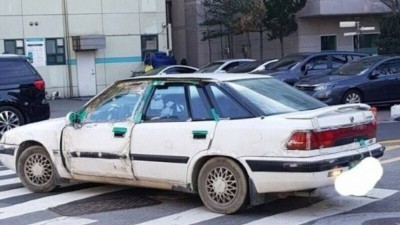 주차 엉망으로 해놔도 전화하기 무서운 차